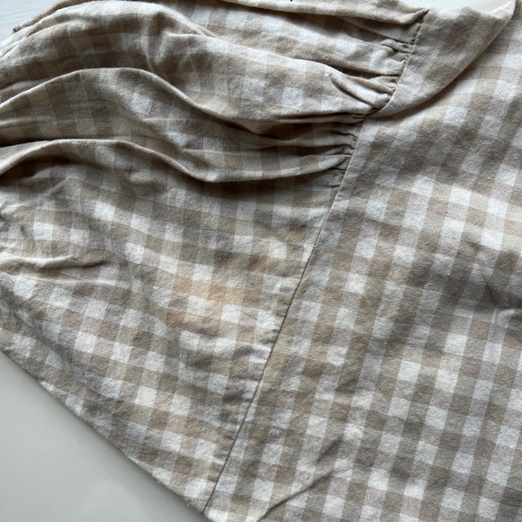 April Meets October - Summer May Dress in Beige - Picture 7 of 9